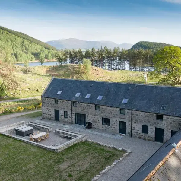 Pityoulish Steading - Seasgair Lodges
