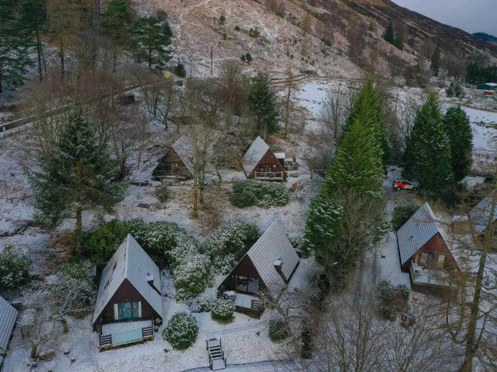 an aerial view of a group of houses in the snow at Chalet Rivendell by Interhome in Spean Bridge