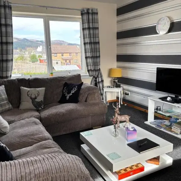 Cameron apartment Loch Ness