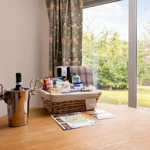Courtyard Cottage 3