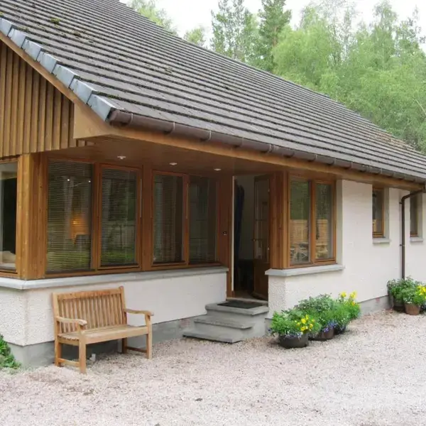 Riverside Lodge Garden Apartment