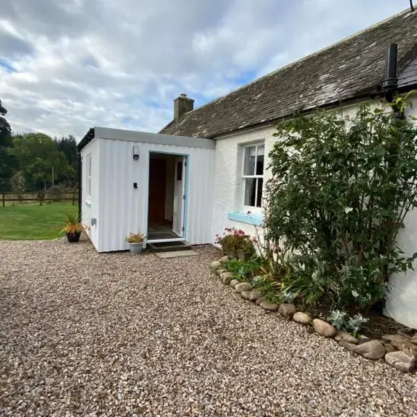 Dalvey Ploughmans Cottage