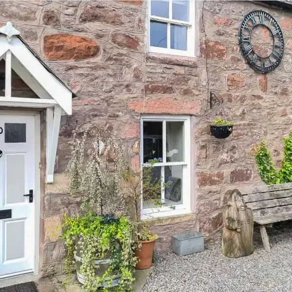 1 Bedroom Alexander Courtyard-Free Parking