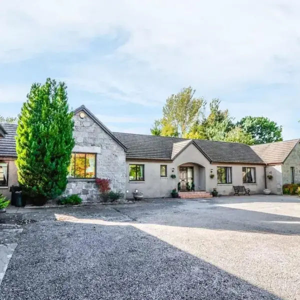 Stunning 7 Bedroom Bungalow Alford Aberdeenshire