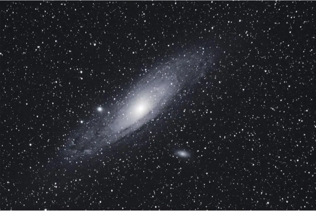 two galaxiesilusilusilus in a starry sky at Easter Corrie Cottages in Ballindalloch