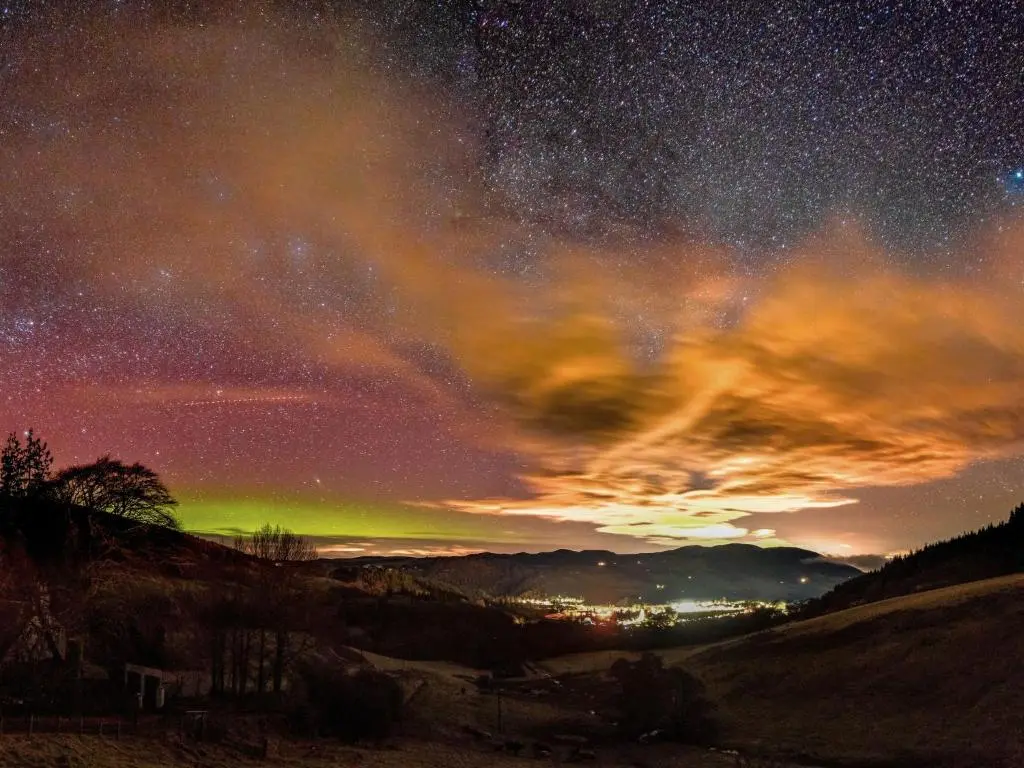 a night sky with the stars and the milky way at Chalet Birchwood Cottage by Interhome in Inverness