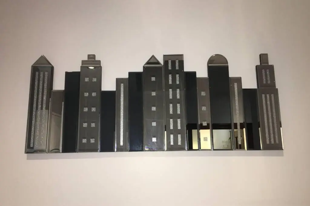 a model of a city on a wall at Modern 1 Bedroom Apartment central Inverness city in Inverness
