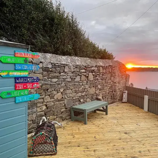 Hill Crest - Clifftop Escape with Sea View