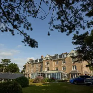 Golf View Hotel & Spa