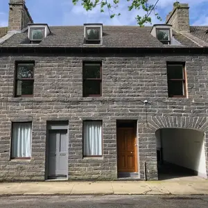 Spacious Harbour House