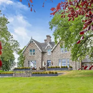 Muckrach Country House