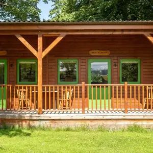 Marcassie Farm Lodges - Birch Studio