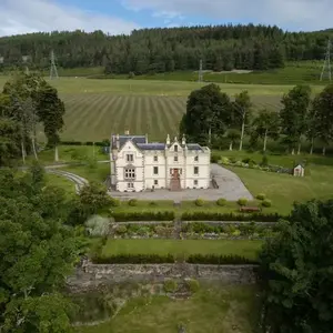 Assynt House - Exclusive Use Holiday House